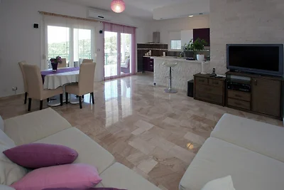 Wonderful Visinisce Apartments with Terrace a...