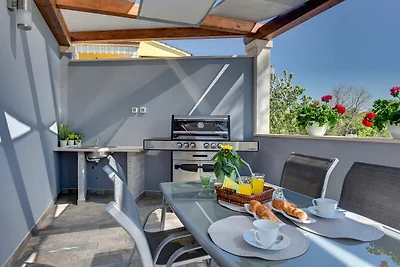 Schönes Ferienhaus in Galižana