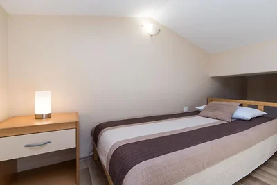 Apartments Nmn - Studio Apartment with Balcon...