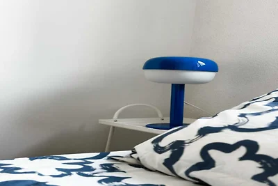 Camera accogliente in un accogliente appartam...