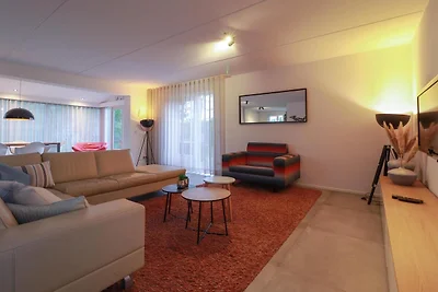 Strandvilla mit Sauna in Makkum