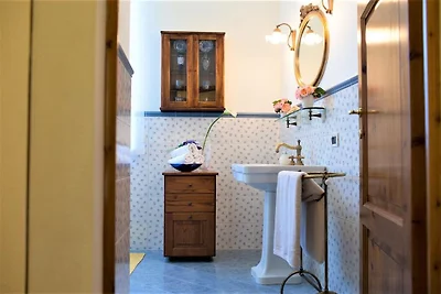 Bellissima Villa panoramica in stile Liberty ...