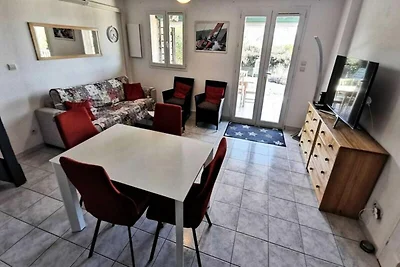 Villa in der Nähe des Marine Lake mit Pool