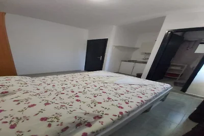 Apartment in Zuljana f�r 2 Personen