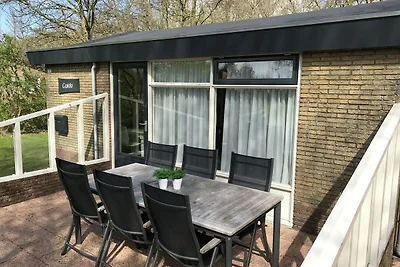 Lauschiges Ferienhaus in Ballum mit Terrasse