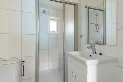 Chalet auf Texel nahe Strand und Wald