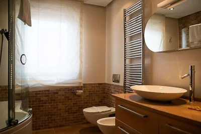 Wohnung in Bari mit Terrasse und Parken