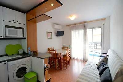 Apartment in Estartit für 4 Personen