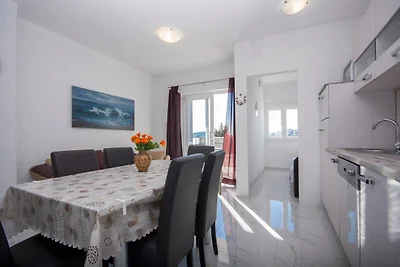 Apartments Happy Holiday - Two Bedroom Apartm...