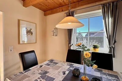 Ferienhaus mit viel Platz in Burhave