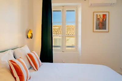 Saint-Tropez: Helle Wohnung in Hafennähe