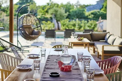 Villa in Marčana mit Schwimmbecken