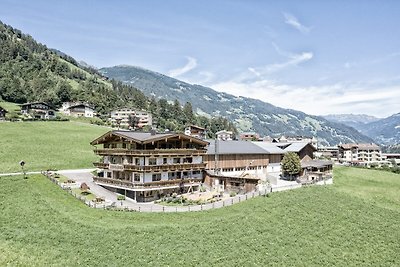 Moderne boerderij in Schwendau Balkon