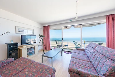 Luminoso appartamento con vista sul mare