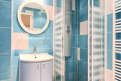 Komplett renoviertes Studio · In der Nähe der...