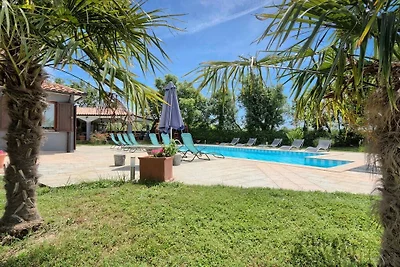 Villa in Valtura mit Schwimmbecken