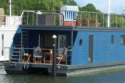 Hausboot Harmonie Komfortable Ferienresidenz
