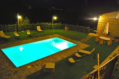 Ferienhaus in Cortona mit Swimmingpool