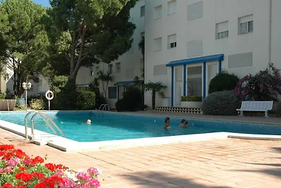 Apartment in LEscala with garden