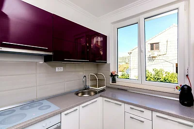 Rustykalna kamienna willa z basenem i ogrodem