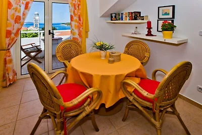 apartman za odmor Obiteljski odmor Hvar