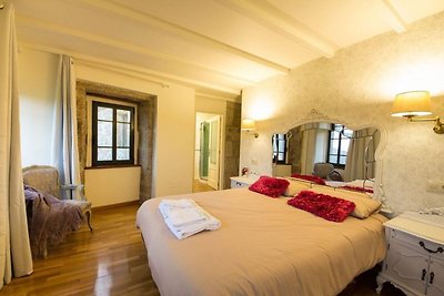 Wohlhabendes Herrenhaus in Cerdedo mit privat...