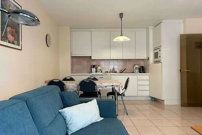 Moderne Unterkunft mit Balkon und Meerblick