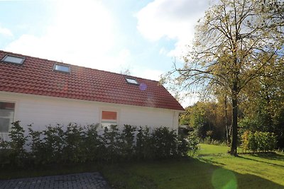 Neues Ferienhaus auf einem Anwesen