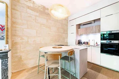 Helle, 60 m² große Wohnung am rechten Ufer