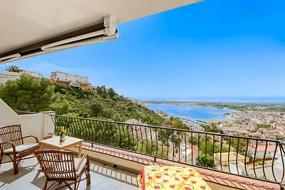 Wohnung in Roses mit Terrasse