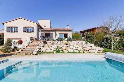 Ferienhaus mit Pool in Mondonville