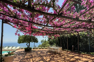 Villa ad Amalfi con piscina e vista mare