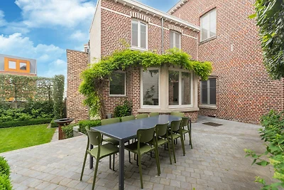 Malerische Villa Borgloon mit Garten