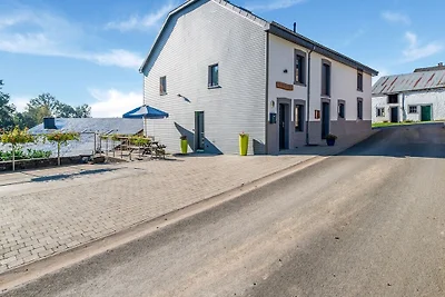 Casa vacanze a Houffaliz con giardino