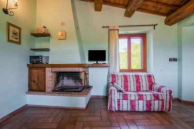 Casa Vacanze a Sellano con Piscina e Terrazza