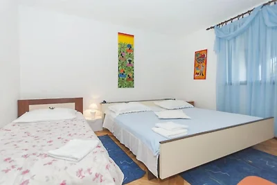 Apartment MAKS - 2 Bedroom