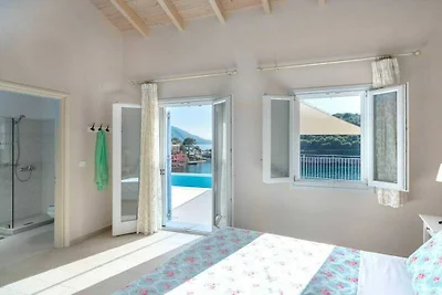 Villa in Griechenland mit Schwimmbecken