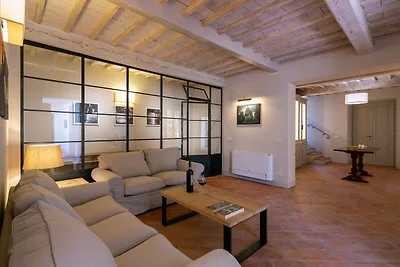 Plüsch-Ferienhaus in Cortona mit Jacuzzi