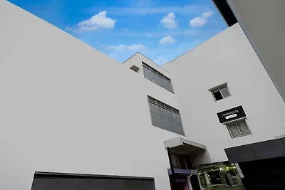 Super Townhouse Arcot Road in der Nähe des...