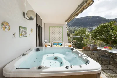 Appartamento per 8 ospiti a Sorrento