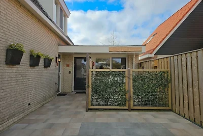 GR01 Studio "Huize Hout"