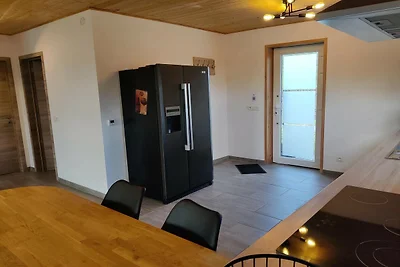 Appartement in Froidchapelle vlakbij dammen