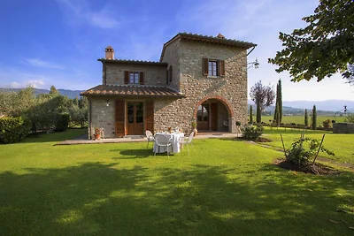 Appartamento a Cortona con Piscina e Vista