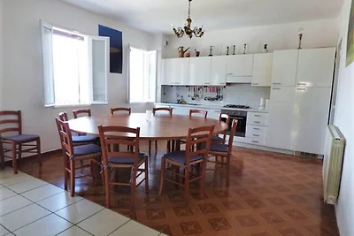 Villa a Castellveccana con piscina privata