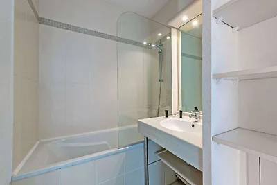 Wohnung am Meer mit Hallenbad