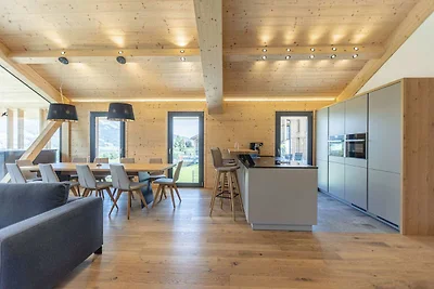 Üppiges Chalet mit privater Sauna