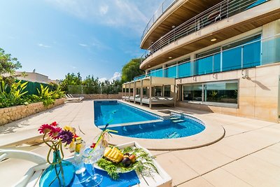 Villa in Alcudia mit Whirlpool