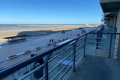 Appartamento a Nieuwpoort con vista mare