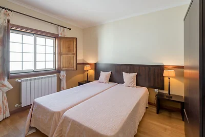 Rustig gelegen cottage in Vila Flor met gedee...
