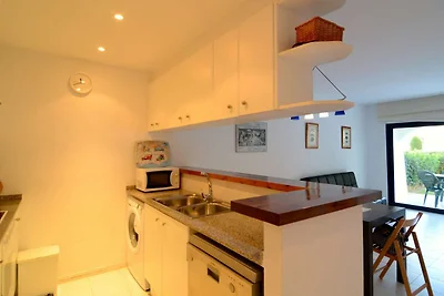 Wohnung in Pals in der Nähe des Sandstrandes